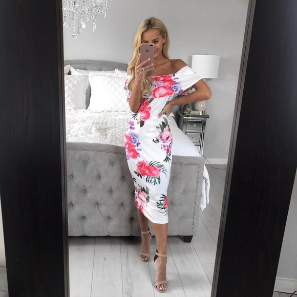 Off The Shoulders Floral Midi Dress - Picture 5 of 8